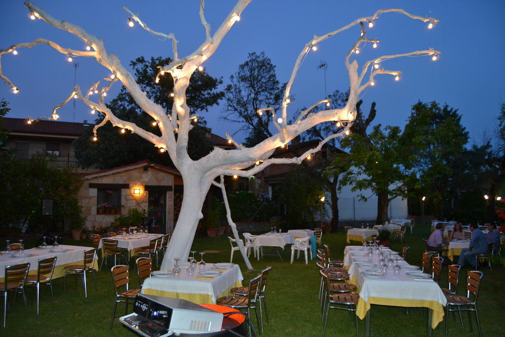 Hostal El Cardenillo มาดริกาล เด ลา วีรา ภายนอก รูปภาพ